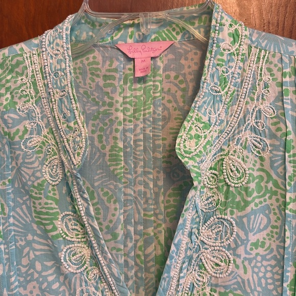 Lightweight Lilly Pulitzer top/tunic - Picture 2 of 9